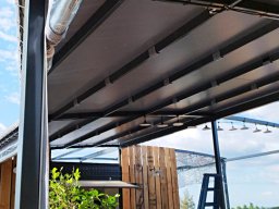 20220607 Pergola en toile pour Caveau de vente des vins de faugères (3)