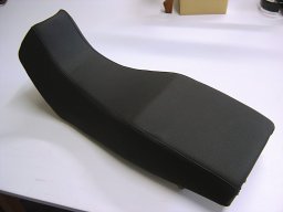 20071119 Sellerie moto - Réfection d'une selle de moto (3)