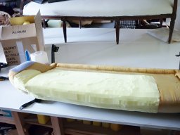 20100619 Sellerie auto - Réfection de l'assise d'une banquette AR de 4x4 avant 3 (P1010352)