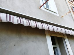 2022 Store banne - Réfection d'une toile de protection solaire pour store à banne 2 (img_FB)