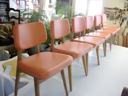20120814 Tapisserie d'ameublement - Réfection de chaises modernes (Chaises_seventies)