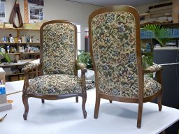 20121031 Tapisserie d'ameublement - Réfection d'une paire d'anciens fauteuils Voltaire