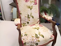 20170120 Tapisserie d'ameublement - Réfection d'un fauteuil bergère en tissu floral (Fauteuil_7)