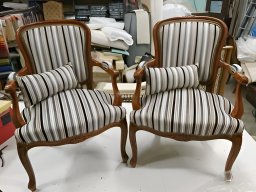 20190115 Tapisserie d'ameublement - Réfection d'un fauteuil cabriolet en tissu à bandes (Fauteuil_8)