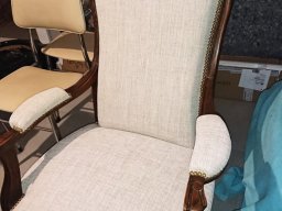 20211115 Tapisserie d'ameublement - Réfection d'un fauteuil bergèré ancien de style Louis XV (DSC_0197)