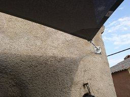 20180713 Voile d'ombrage - Toile quadrangulaire montée sur poteaux 1 (DSC_0548)